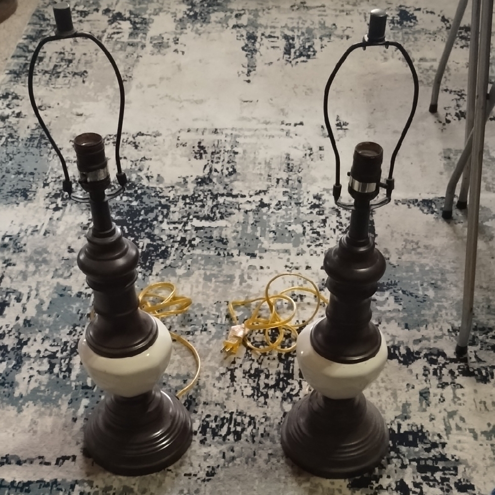 Cute Light Weight Table Lamps